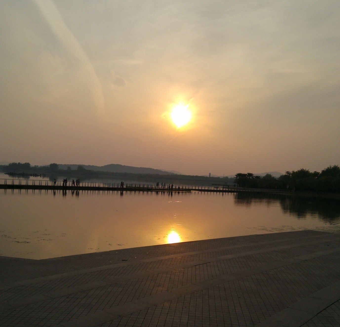 IMG_20150425_175031_看圖王.jpg IMG_20150425_175031_看圖王.jpg